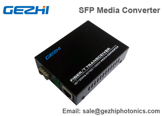 ส่วนประกอบไฟเบอร์ออปติกโหมดเดี่ยว 10 / 100M 25km ตัวแปลงไฟเบอร์แบบคู่ Gigabit ethernet